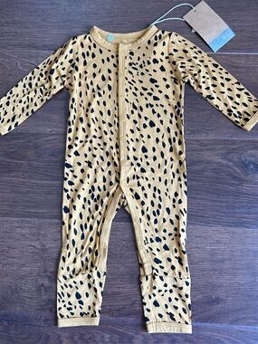 Kyte Snap Bamboo Romper in Marigold Cheetah 3-6m